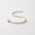 Pulsera de perlas elegante y femenina